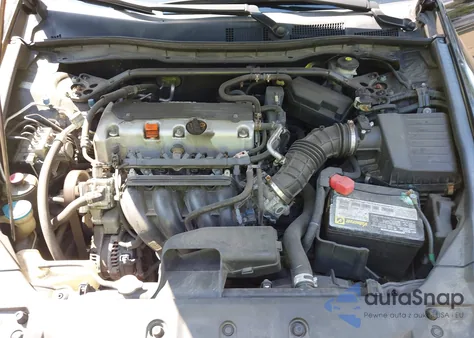 2011 Honda Accord 2.4 Ex-L из США, поврежденный, VIN 1HGCP2F86BA059649